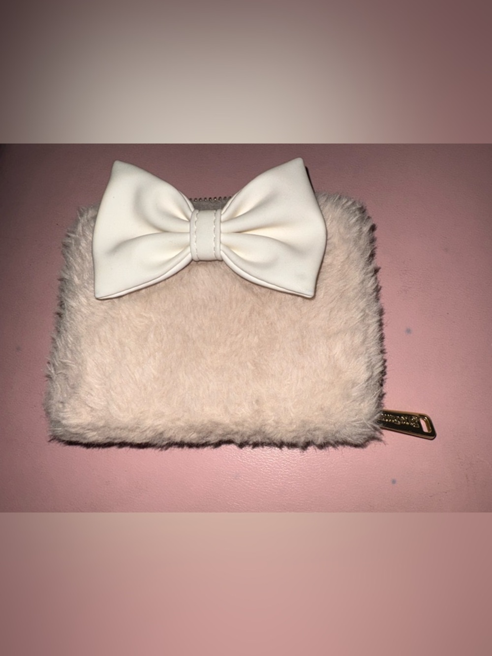 Loungefly Mini Mouse Faux Fur Wallet